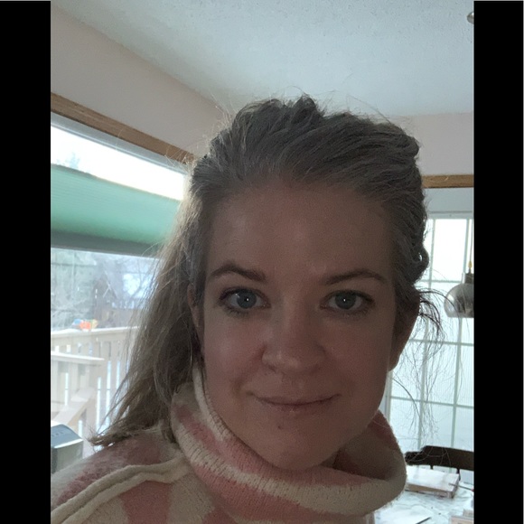 Meet your Posher, Rita - Picture 1 of 1